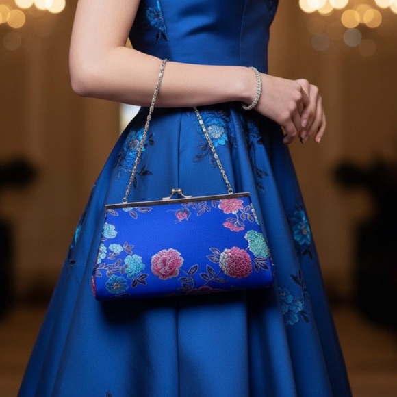 Handbags - Elegant Blue Floral Embroidered Brocade Clutch Purse silver metal frame, chain